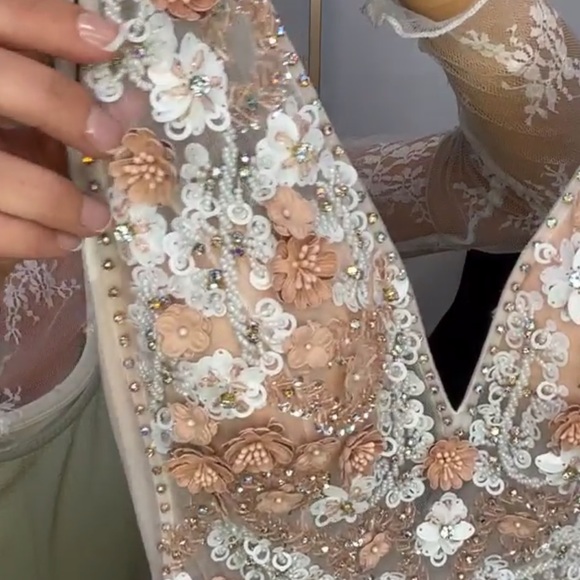 JOVANI DRESS SZ 4 - Picture 5 of 7